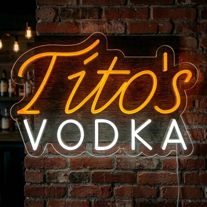"Vintage Titos Vodka Bierbar" Neon Verlichting