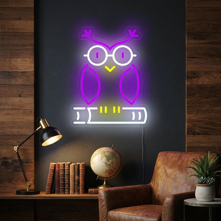 "Uil Op Boek" Neon Verlichting